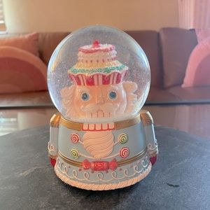 Pastel nutcracker snowglobe with music